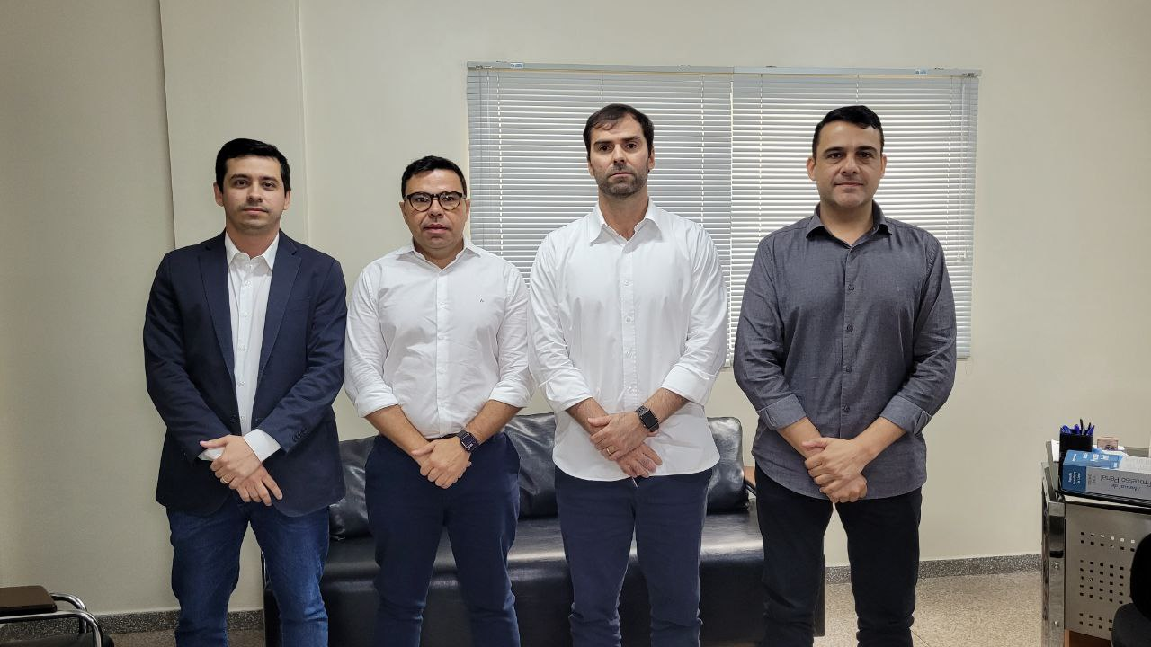SEJUSP, POLÍCIA CIVIL E REPRESENTANTE DA MARCA GLOCK REALIZAM REUNIÃO PARA AQUISIÇÃO DE 795 ARMAS DE FOGO